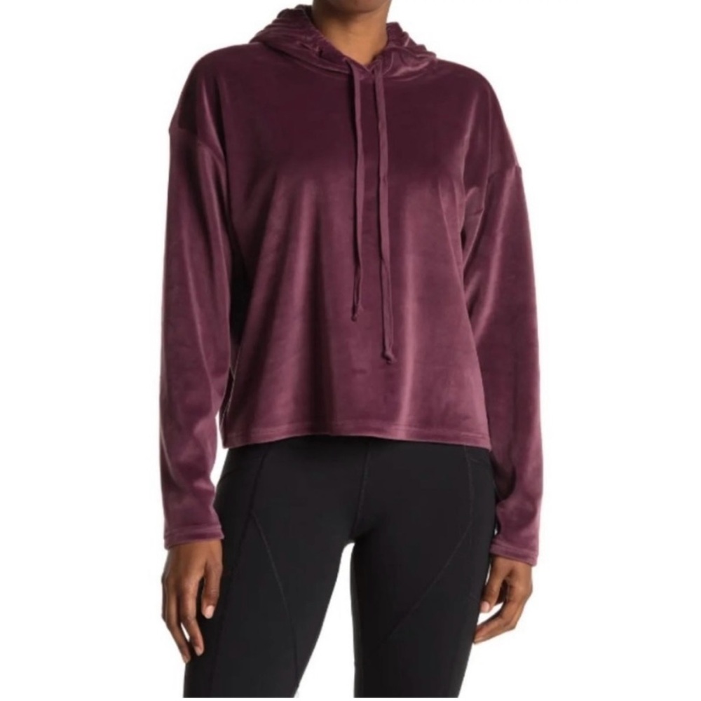 Zella Velvet Hoodie in Plum